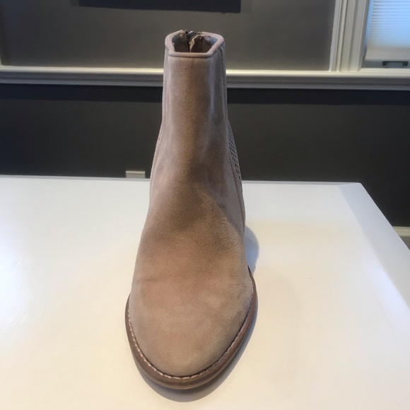 Steve Madden Light Brown Leather Booties - Picture 3 of 5